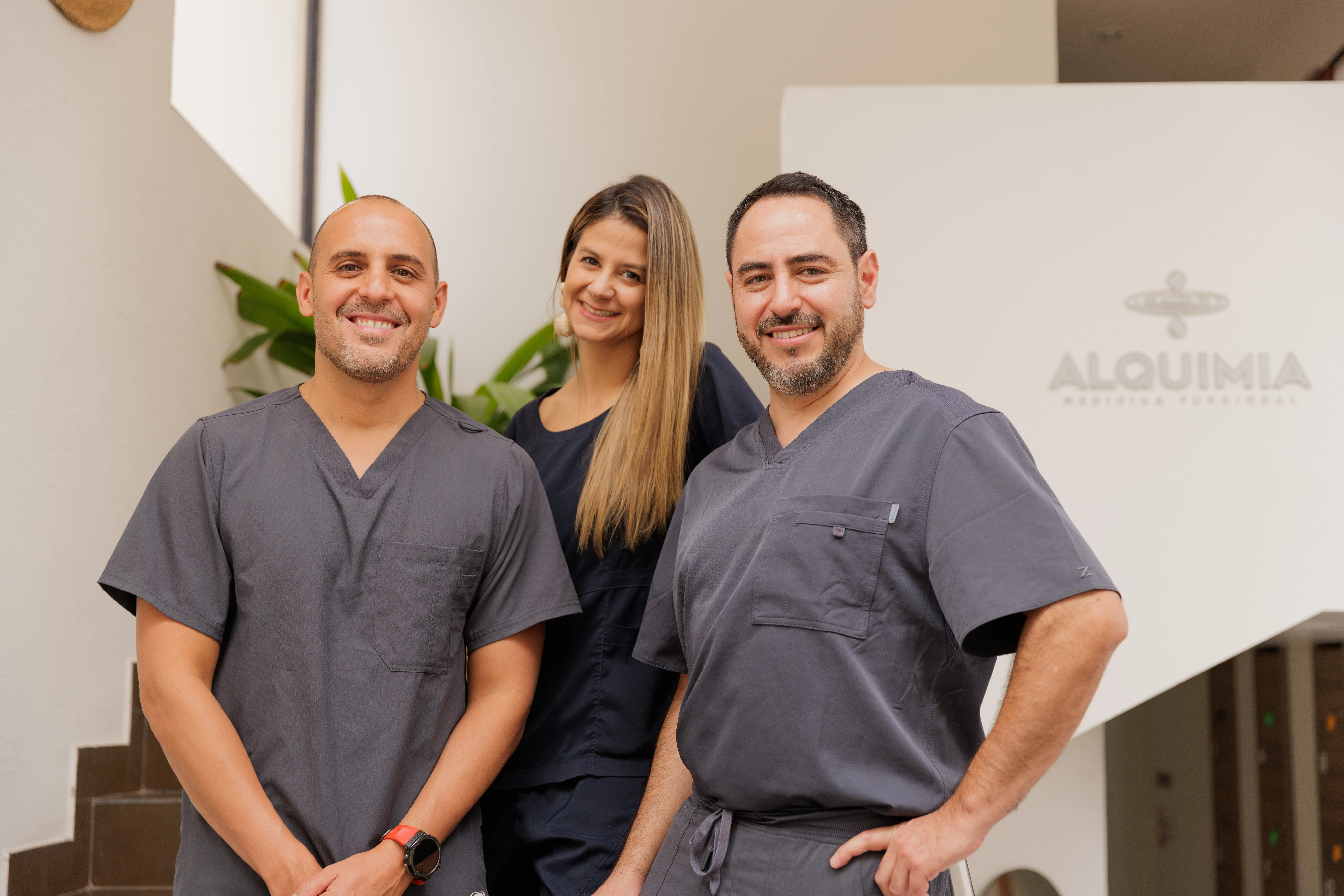 The Alquimia Retreats medical team in Mindo
